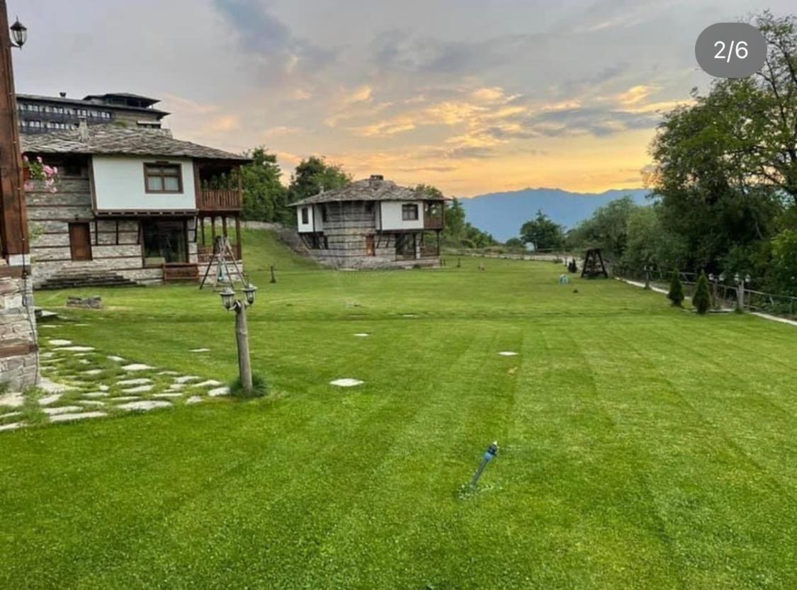 Leshten Guest Homes Екстер'єр фото