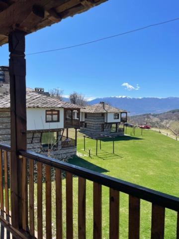 Leshten Guest Homes Екстер'єр фото