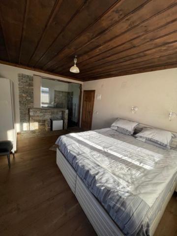 Leshten Guest Homes Екстер'єр фото