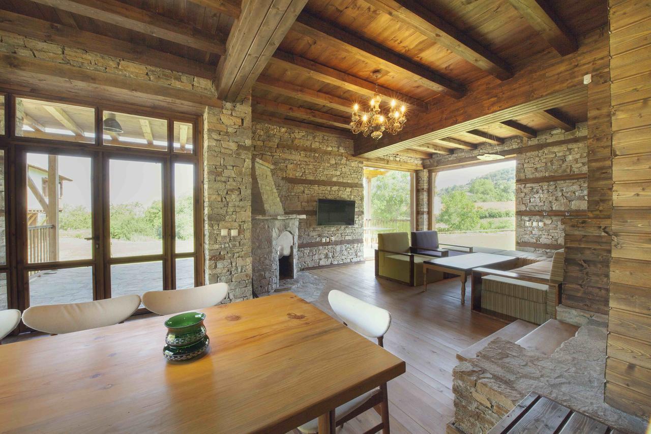 Leshten Guest Homes Екстер'єр фото