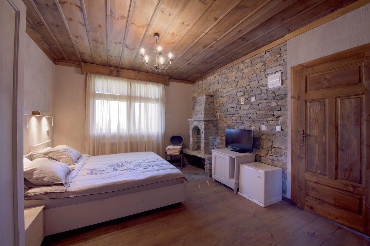 Leshten Guest Homes Екстер'єр фото