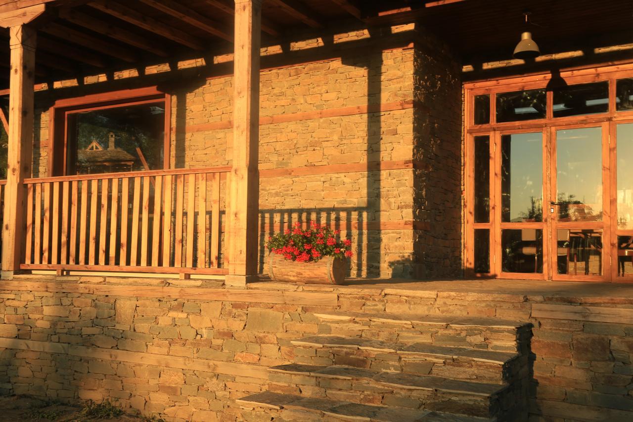 Leshten Guest Homes Екстер'єр фото