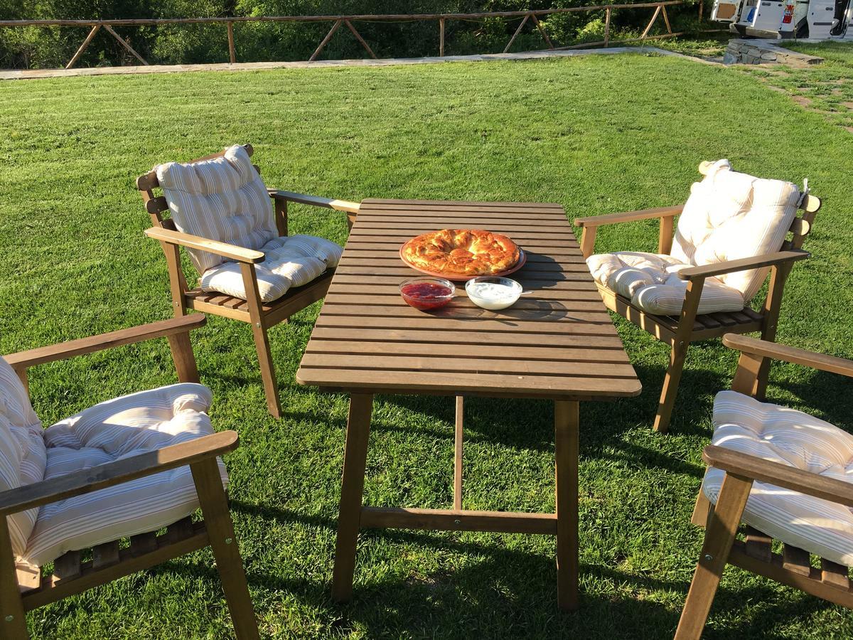 Leshten Guest Homes Екстер'єр фото